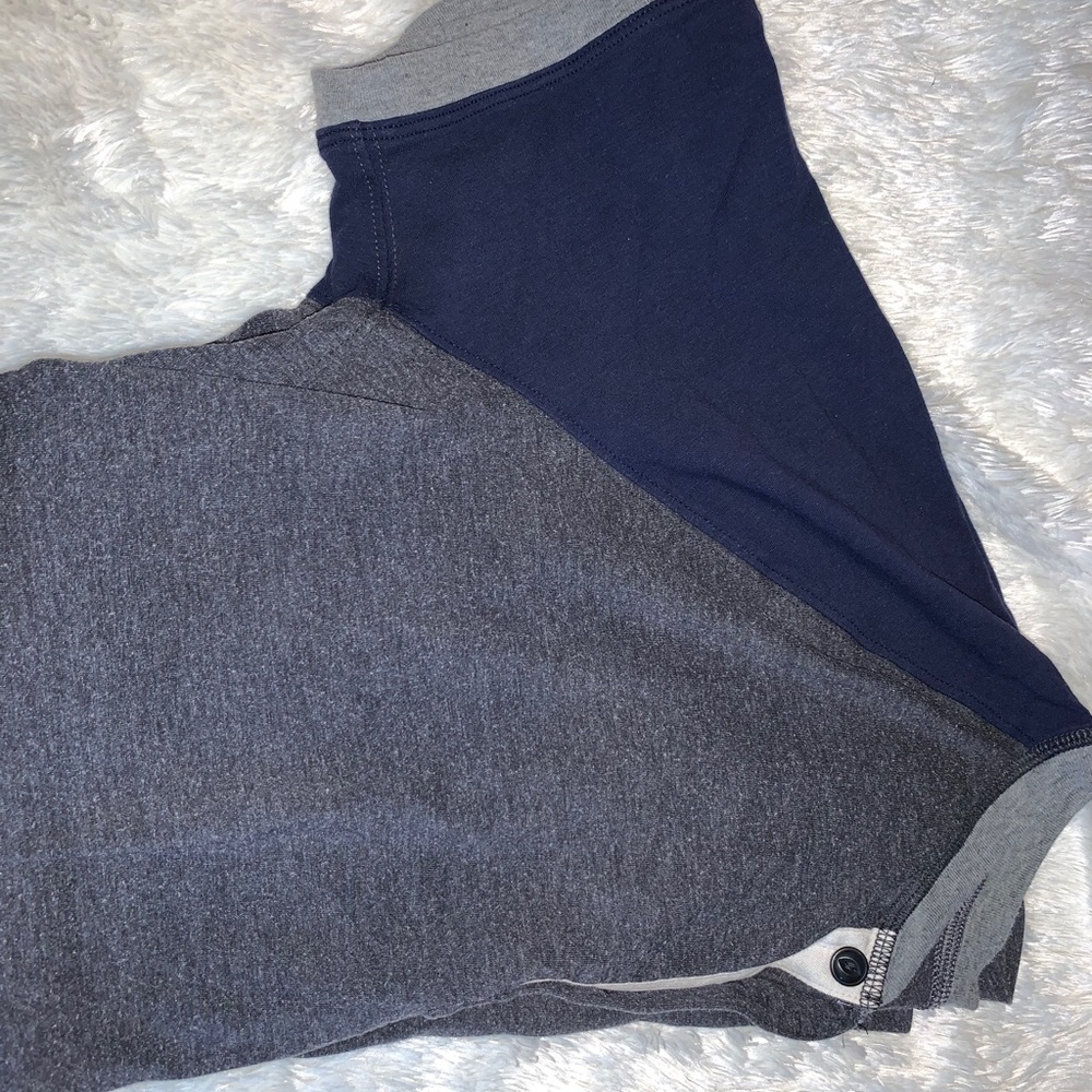 AE comfy t-shirt - Picture 2 of 3